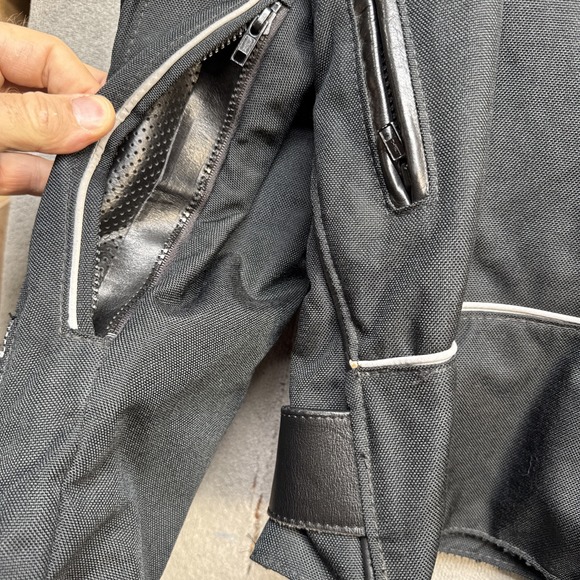 Vanson Cobra Mark 2 Black Leather Motorcycle Jacket Armor USA Made Large - Picture 15 of 16